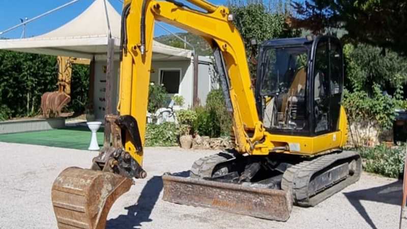 OmecoHub - JCB 8060
